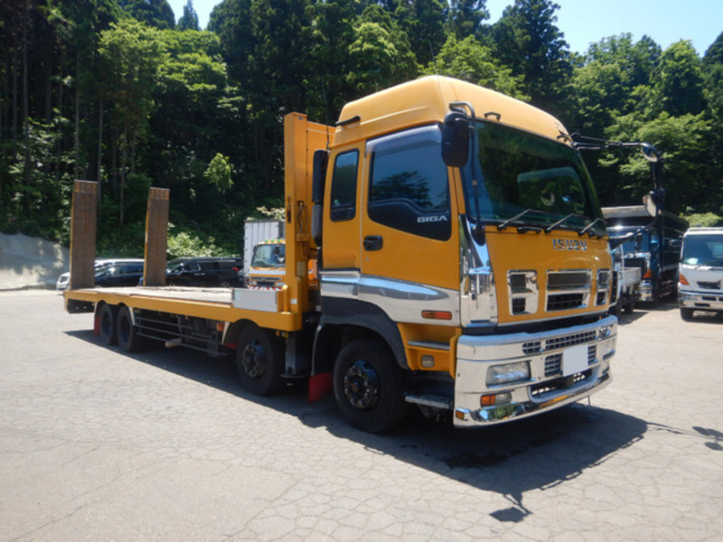 ISUZU GIGA