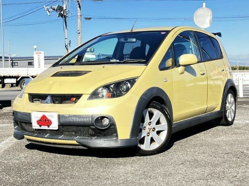 MITSUBISHI COLT