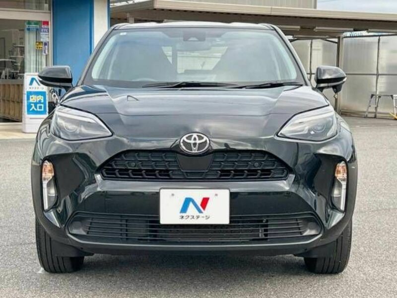 YARIS CROSS