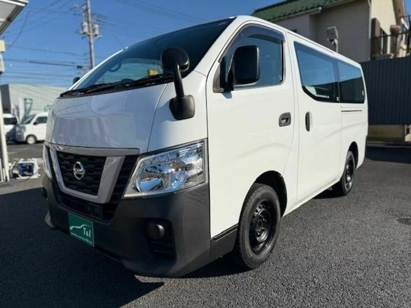 NISSAN NV350 CARAVAN