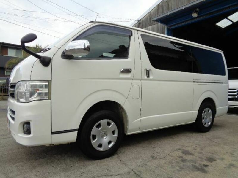 HIACE