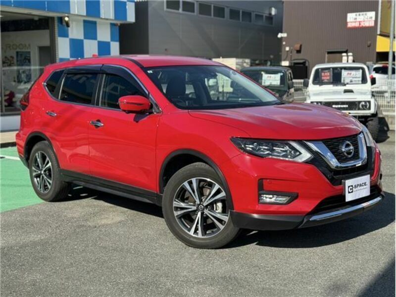 X-TRAIL