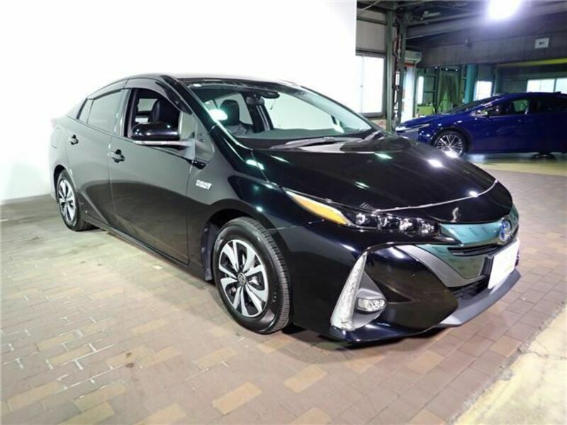 PRIUS PHV