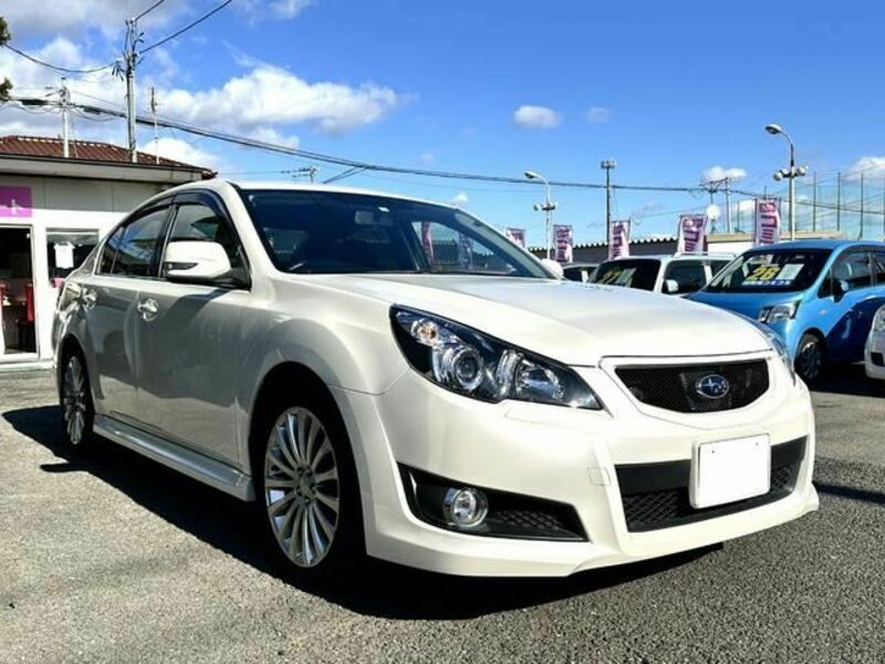 SUBARU LEGACY B4