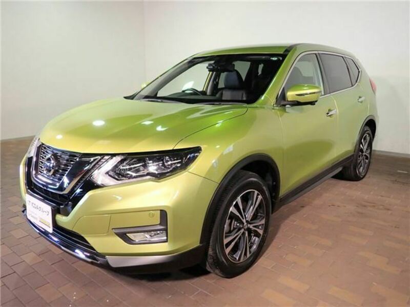 X-TRAIL