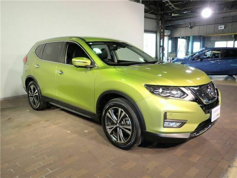 X-TRAIL