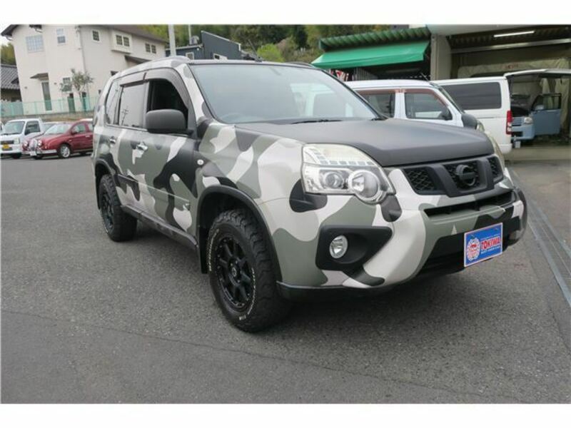 X-TRAIL