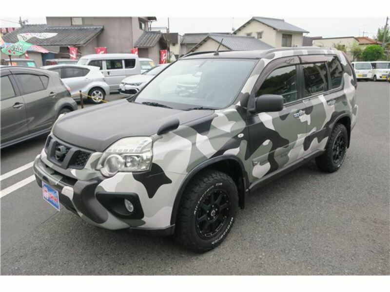 X-TRAIL