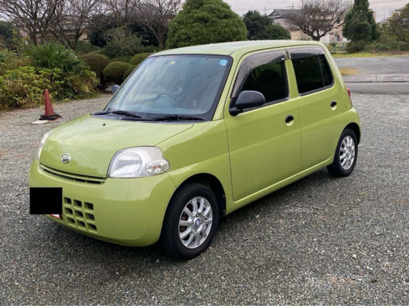 DAIHATSU ESSE