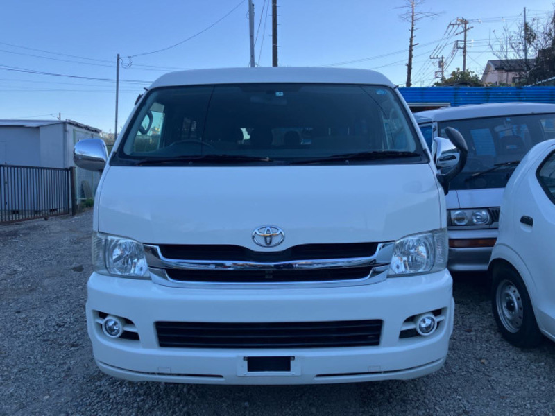 HIACE