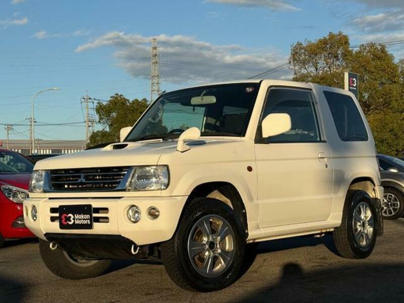 MITSUBISHI PAJERO MINI