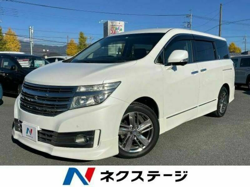 NISSAN ELGRAND