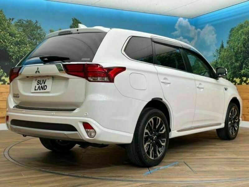 OUTLANDER PHEV