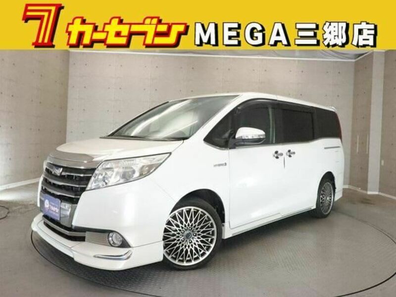 TOYOTA NOAH