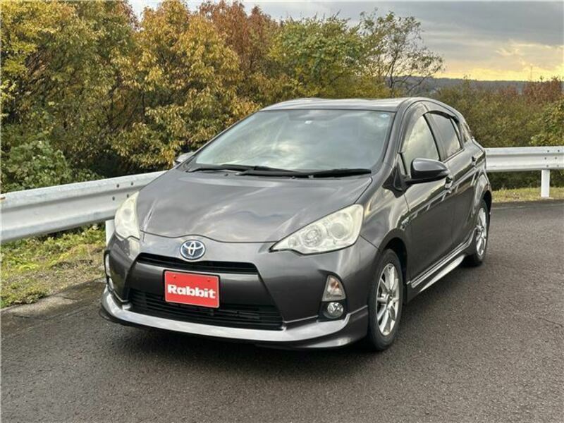 Used 2013 TOYOTA AQUA NHP10 | SBI Motor Japan