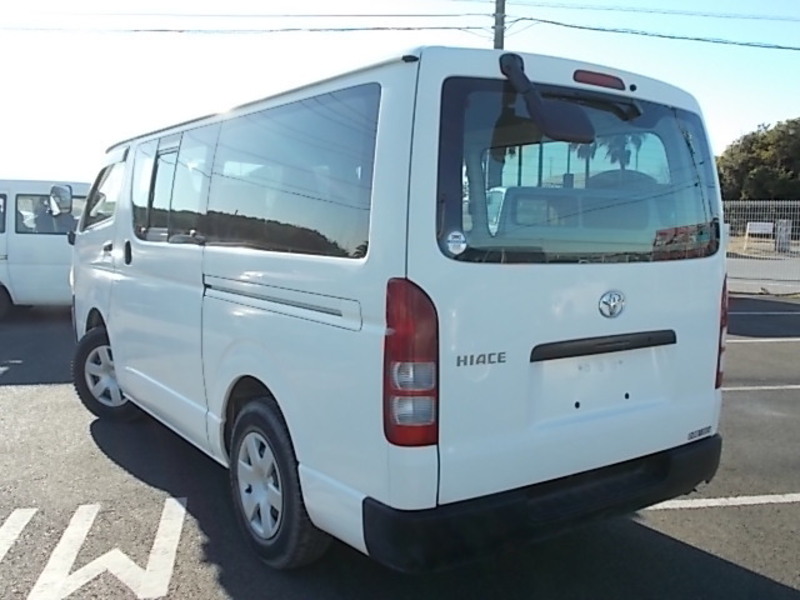 HIACE VAN