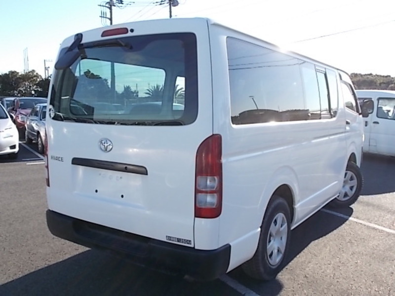 HIACE VAN