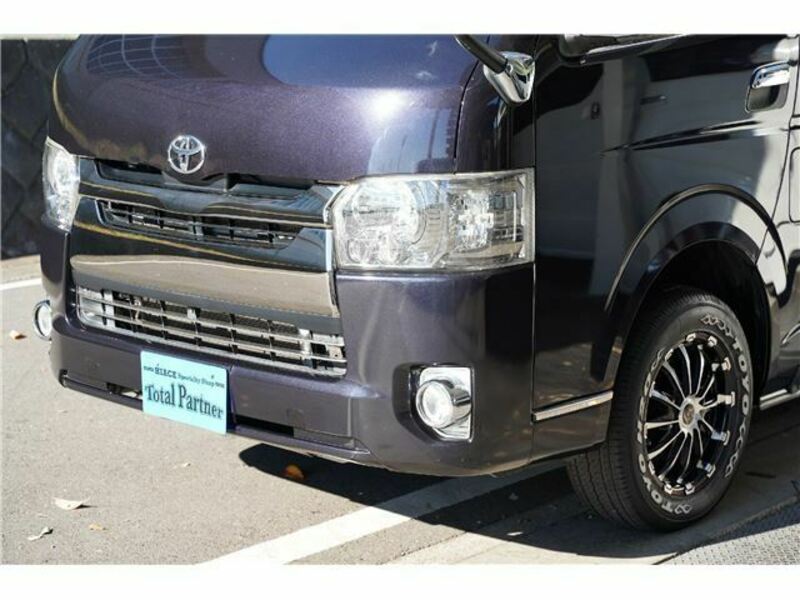 HIACE VAN