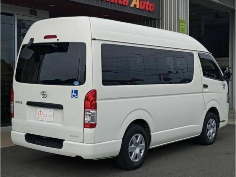 HIACE VAN