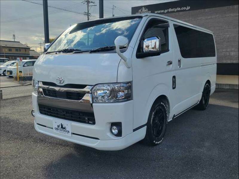 HIACE VAN