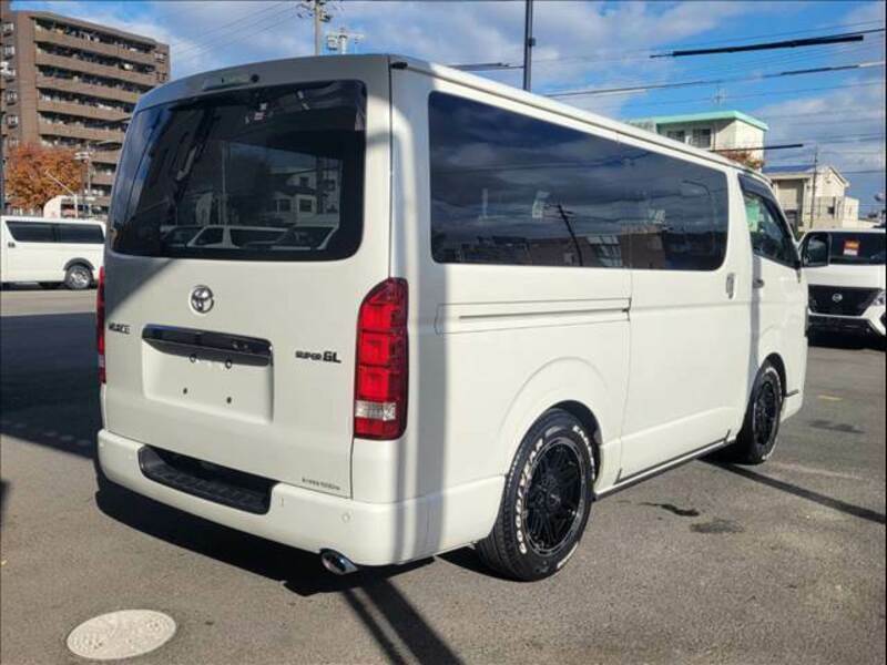 HIACE VAN