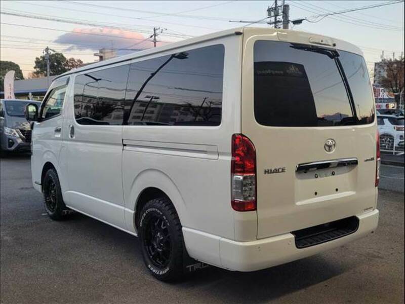 HIACE VAN