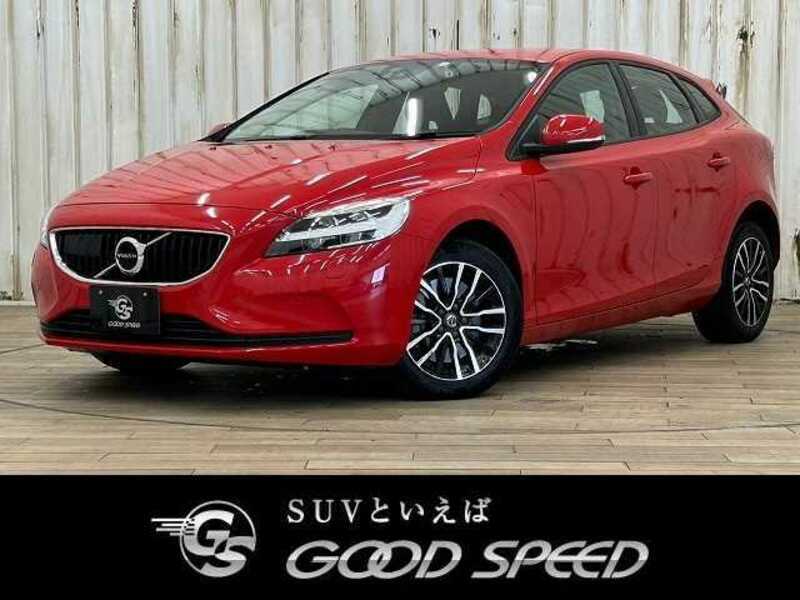 VOLVO V40