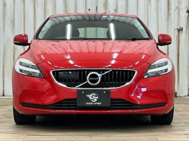 V40