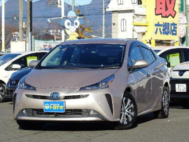 TOYOTA PRIUS