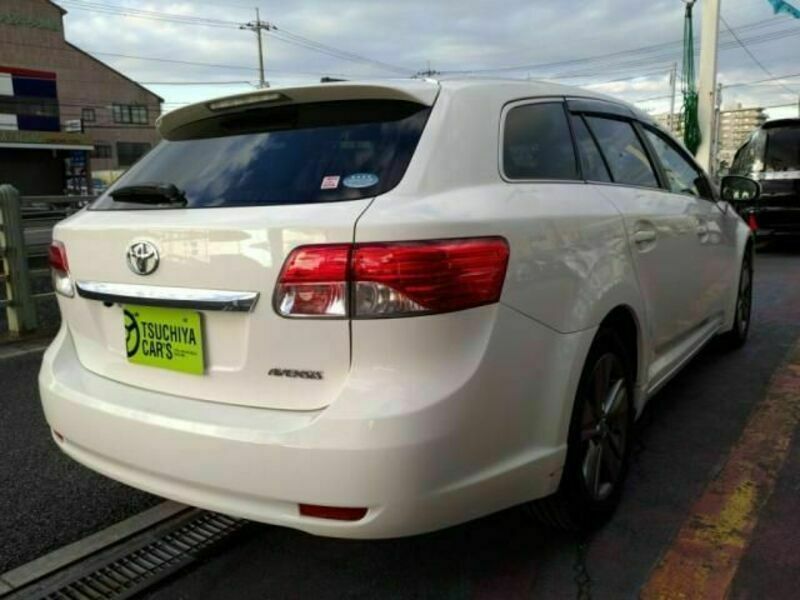 AVENSIS WAGON