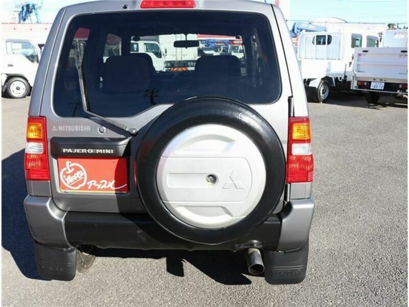 PAJERO MINI