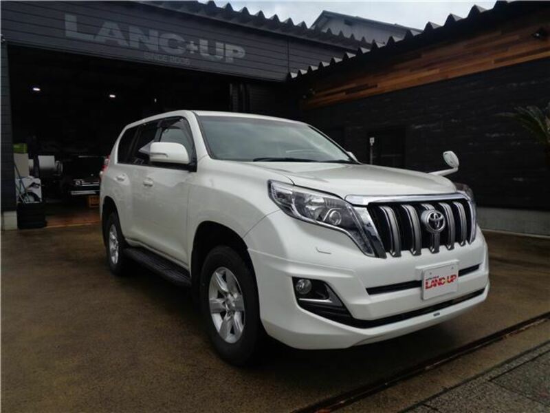 TOYOTA LAND CRUISER PRADO