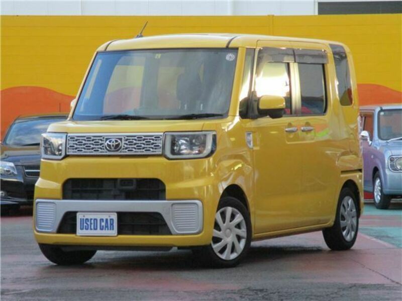 TOYOTA PIXIS MEGA