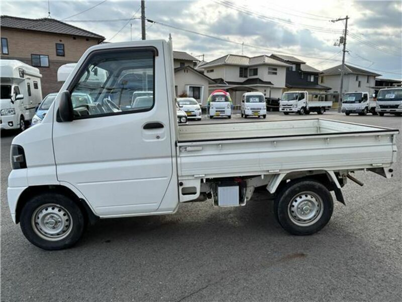 CLIPPER TRUCK