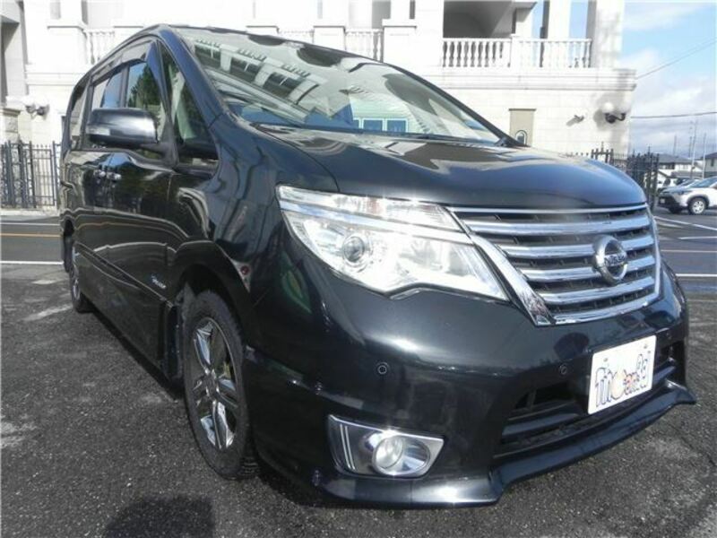 NISSAN SERENA