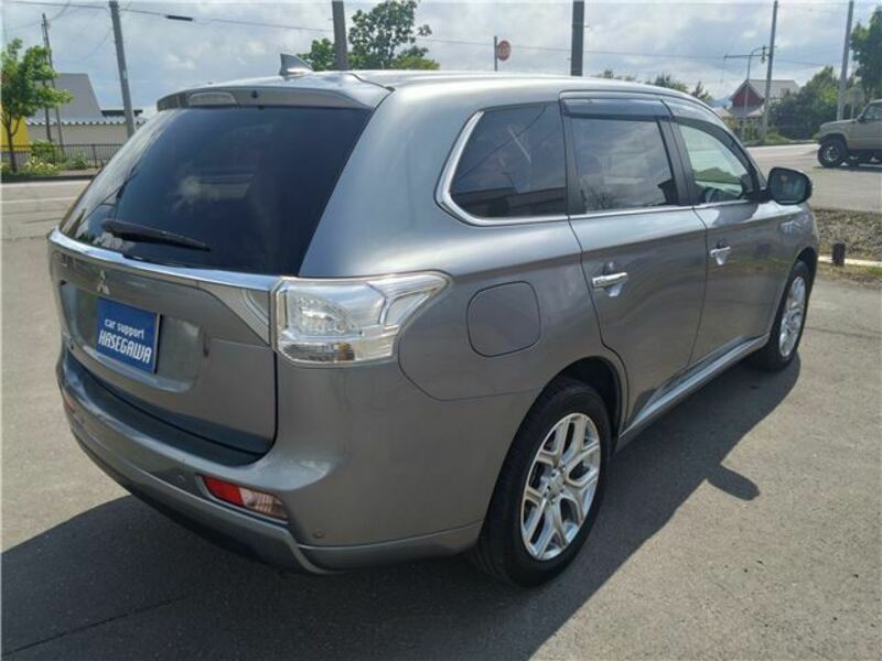 OUTLANDER PHEV