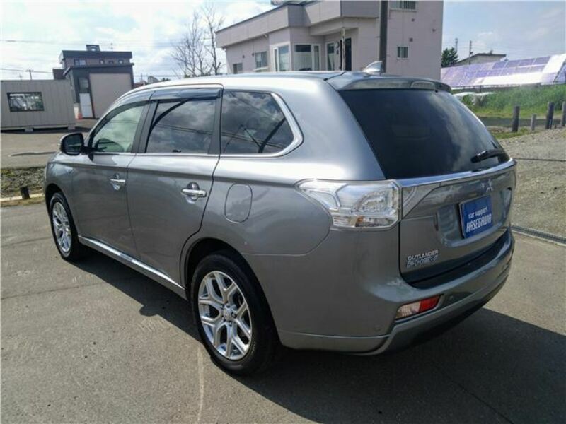 OUTLANDER PHEV