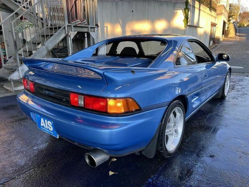 MR2