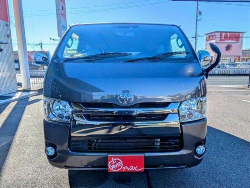 HIACE VAN