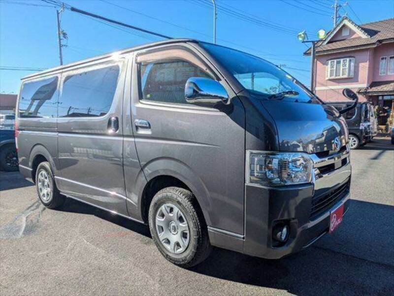 HIACE VAN