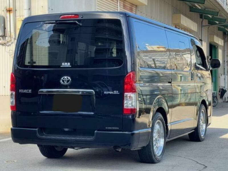 HIACE VAN