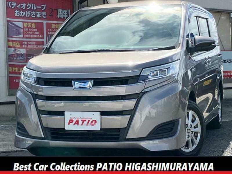 TOYOTA NOAH