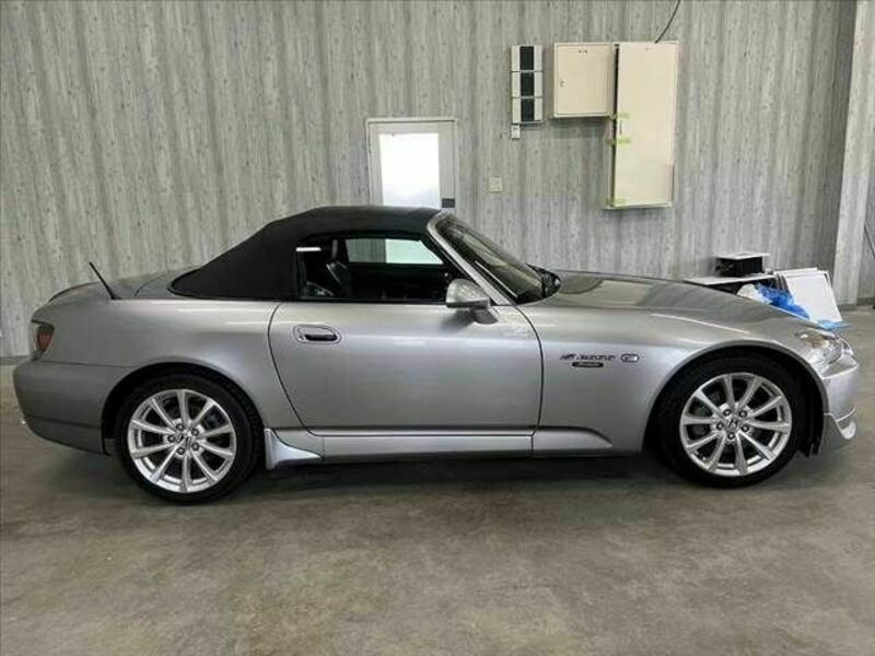 S2000