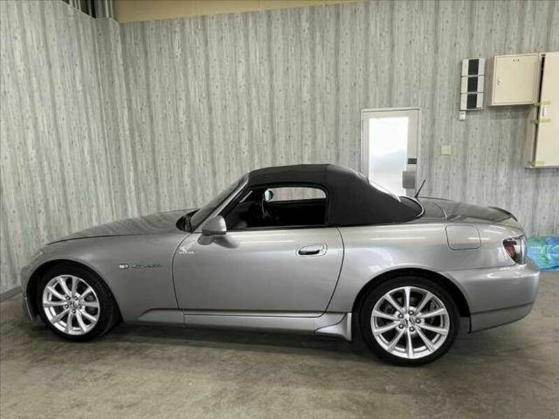 S2000