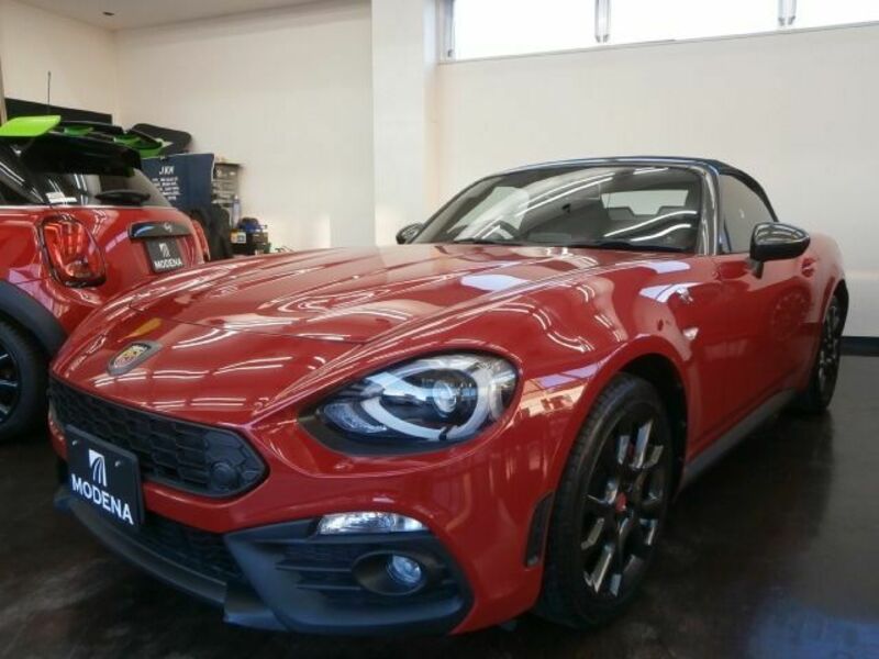 ABARTH 124 SPIDER