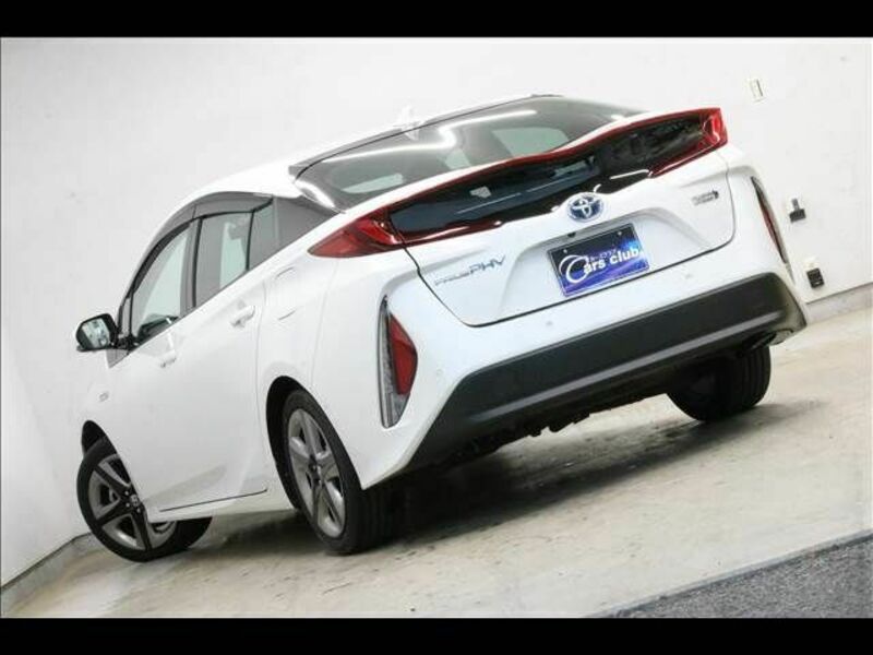 PRIUS PHV