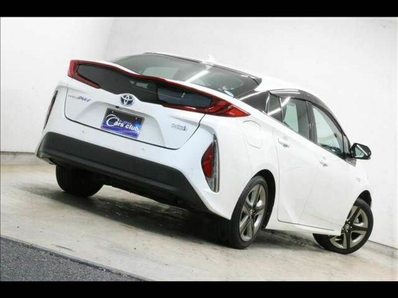 PRIUS PHV