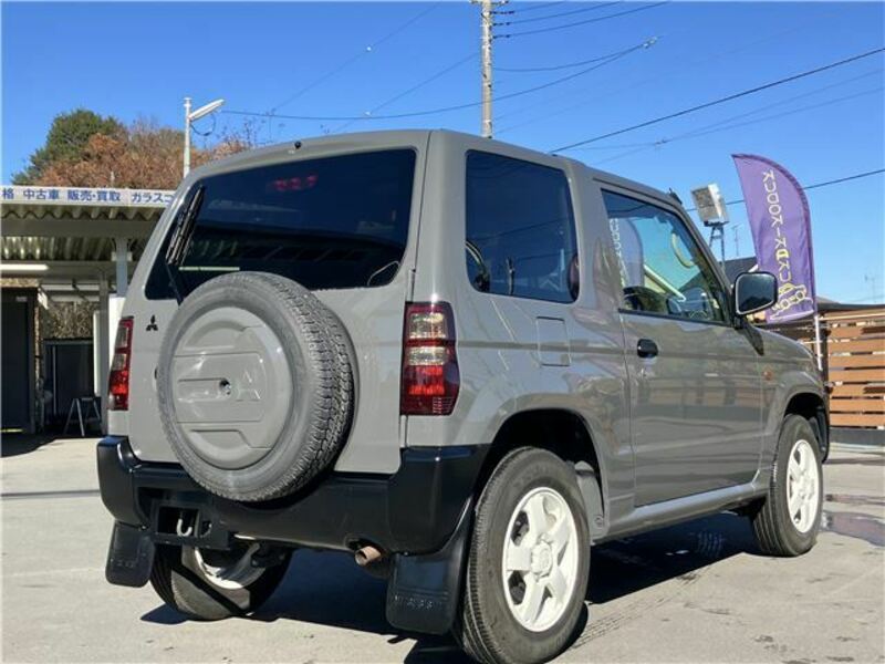 PAJERO MINI