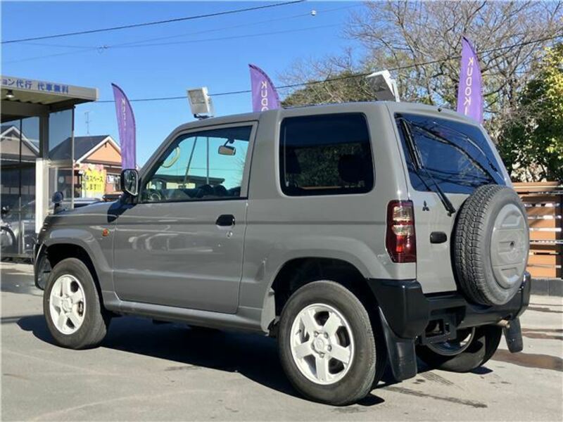 PAJERO MINI