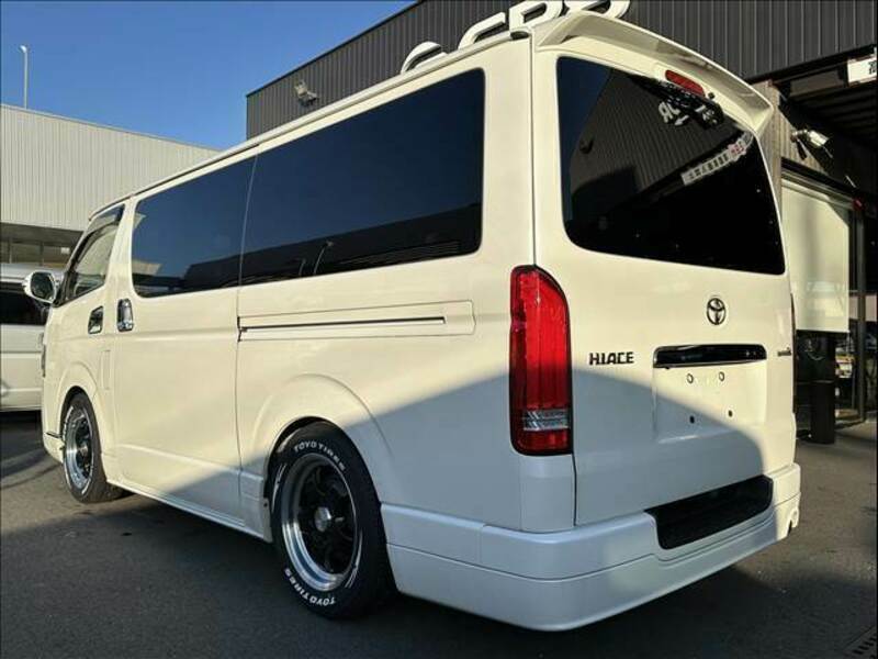 HIACE VAN